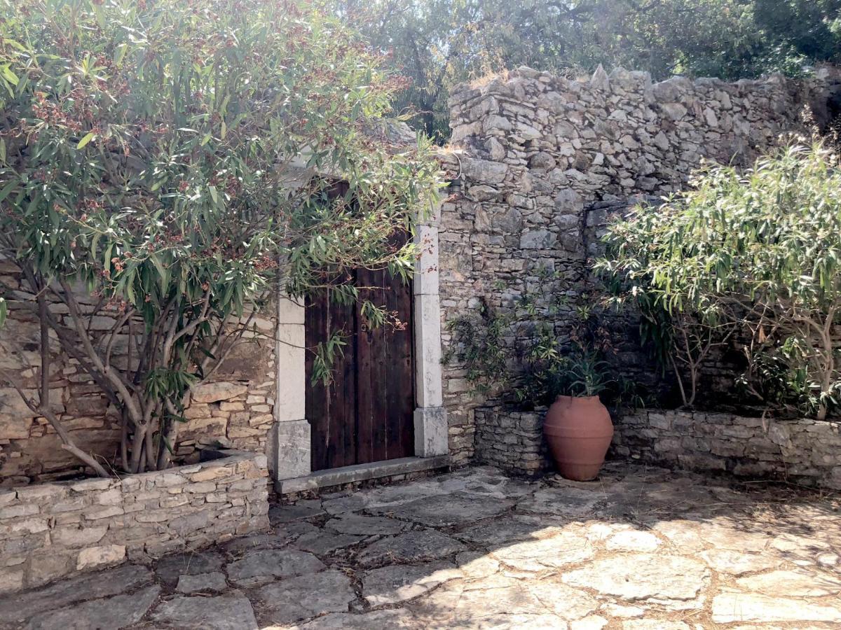 Astradeni Βίλα Σύμη Εξωτερικό φωτογραφία